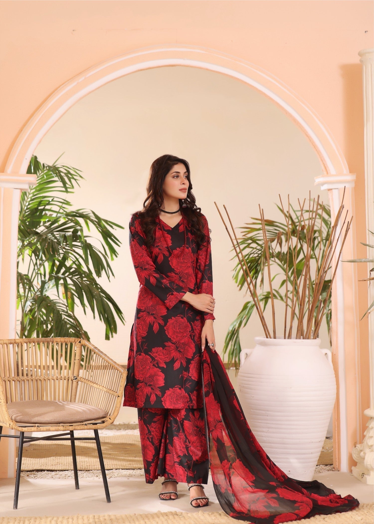 Feathers CLOVER Women 3pcs