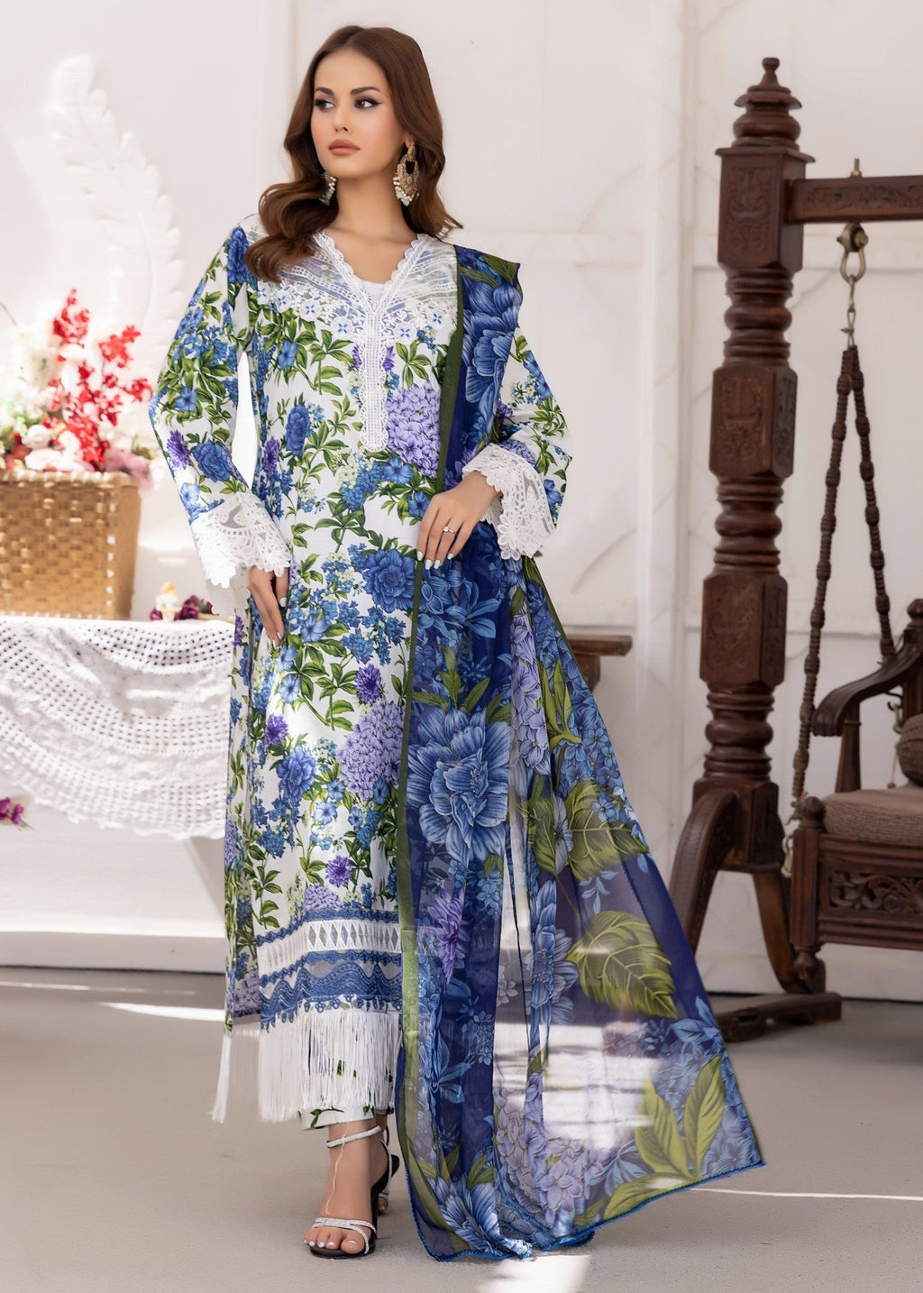 Polawn PD 24 401 B NAYAB PRET LAWN COLLECTION Women 3pcs