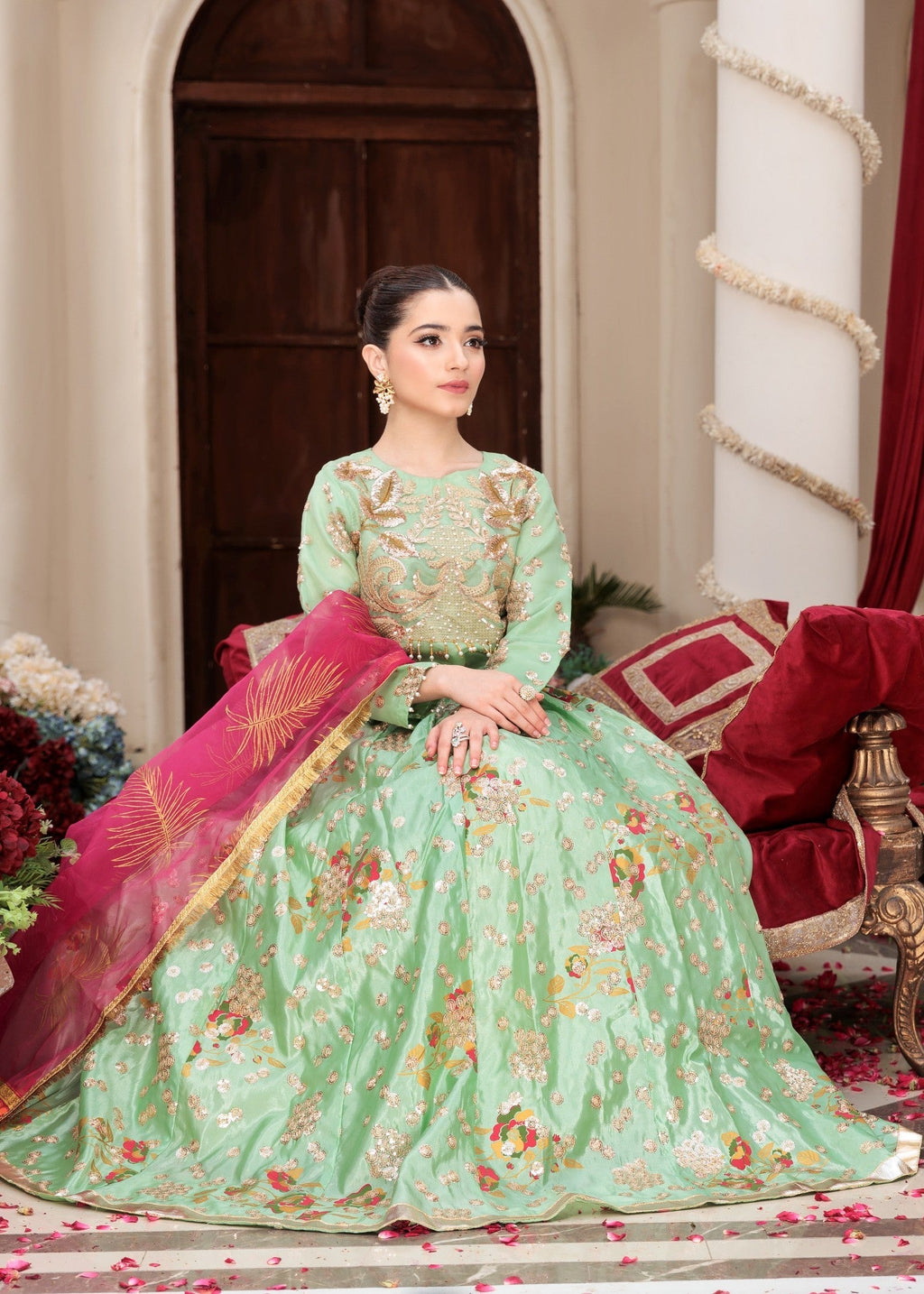 Costumo Maheen Women 3pcs