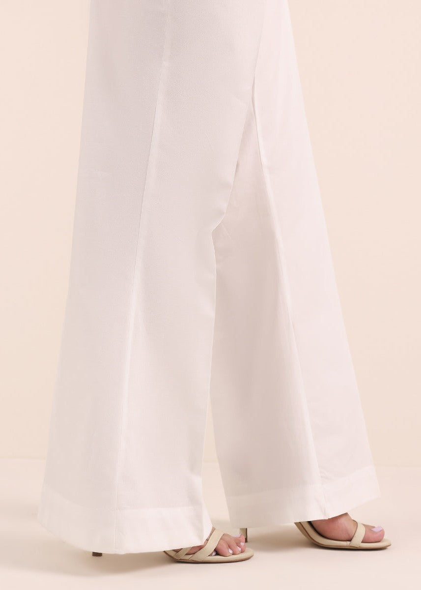 Momin Online white bell bottom NON SEE TRH. PC Women 1pcs