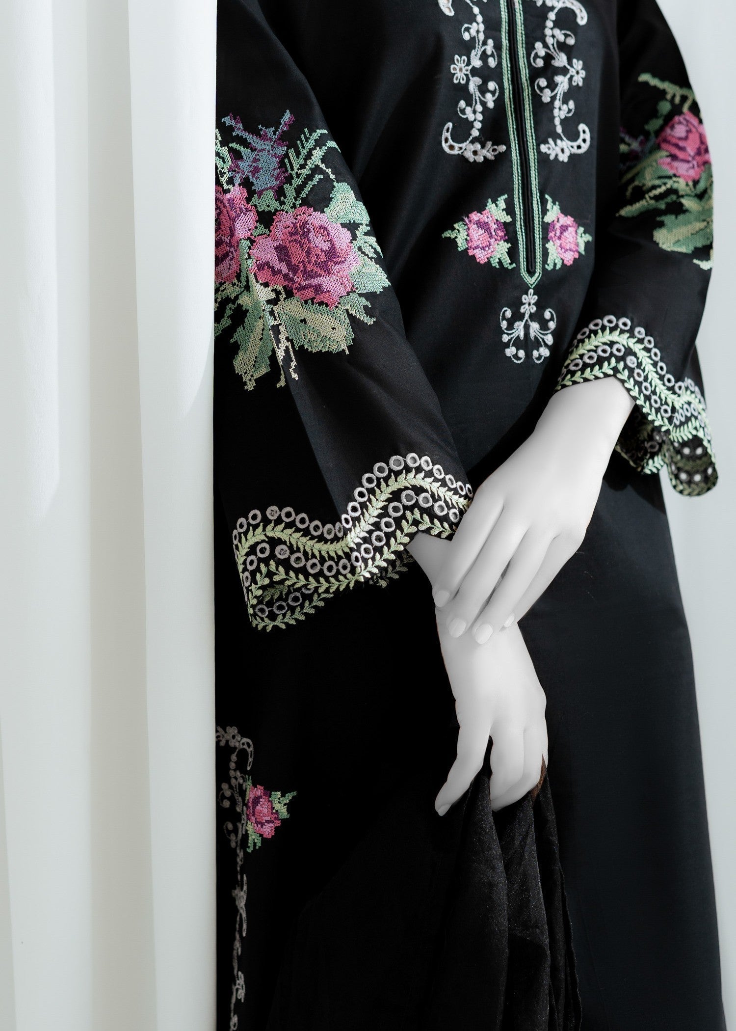 Zaira and Mahnoor Nia Women 2pcs
