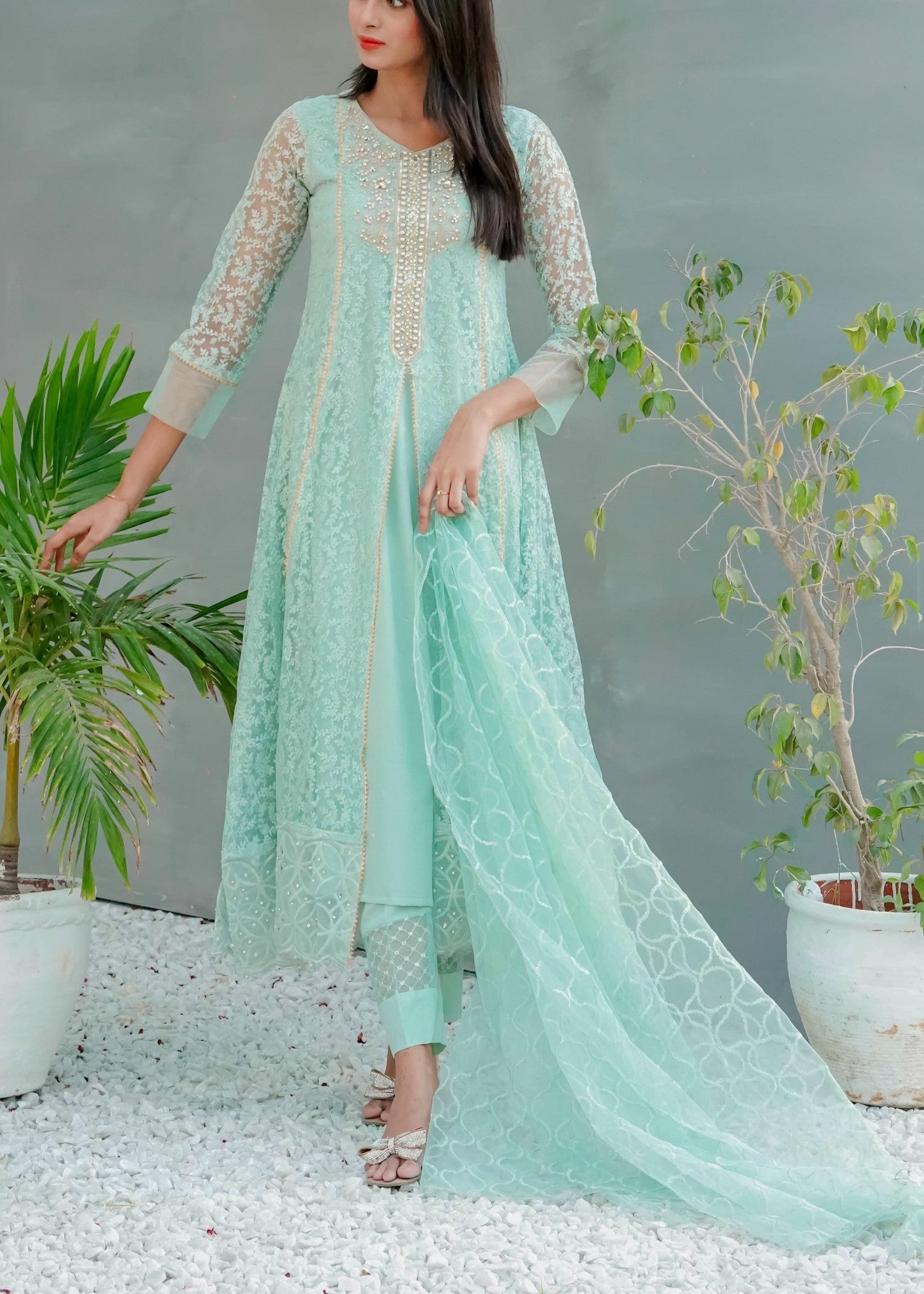 Mona Embroidery Delicate Drapes Mint Green Women 3pcs