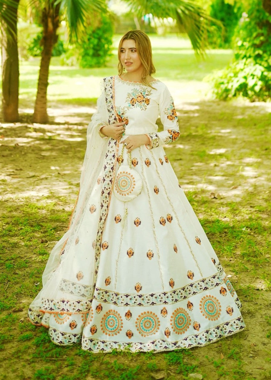 Peraan by SH Diya Off White Women 3pcs
