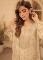 Four Season Boutique Dur e fishan CreamWhite Women 3pcs