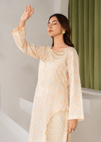 Sahibas By Mirza Gulnaaz White Women 2pcs