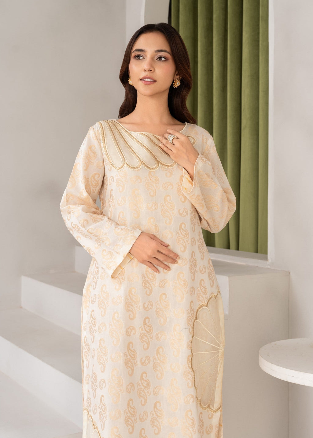 Sahibas By Mirza Gulnaaz White Women 2pcs