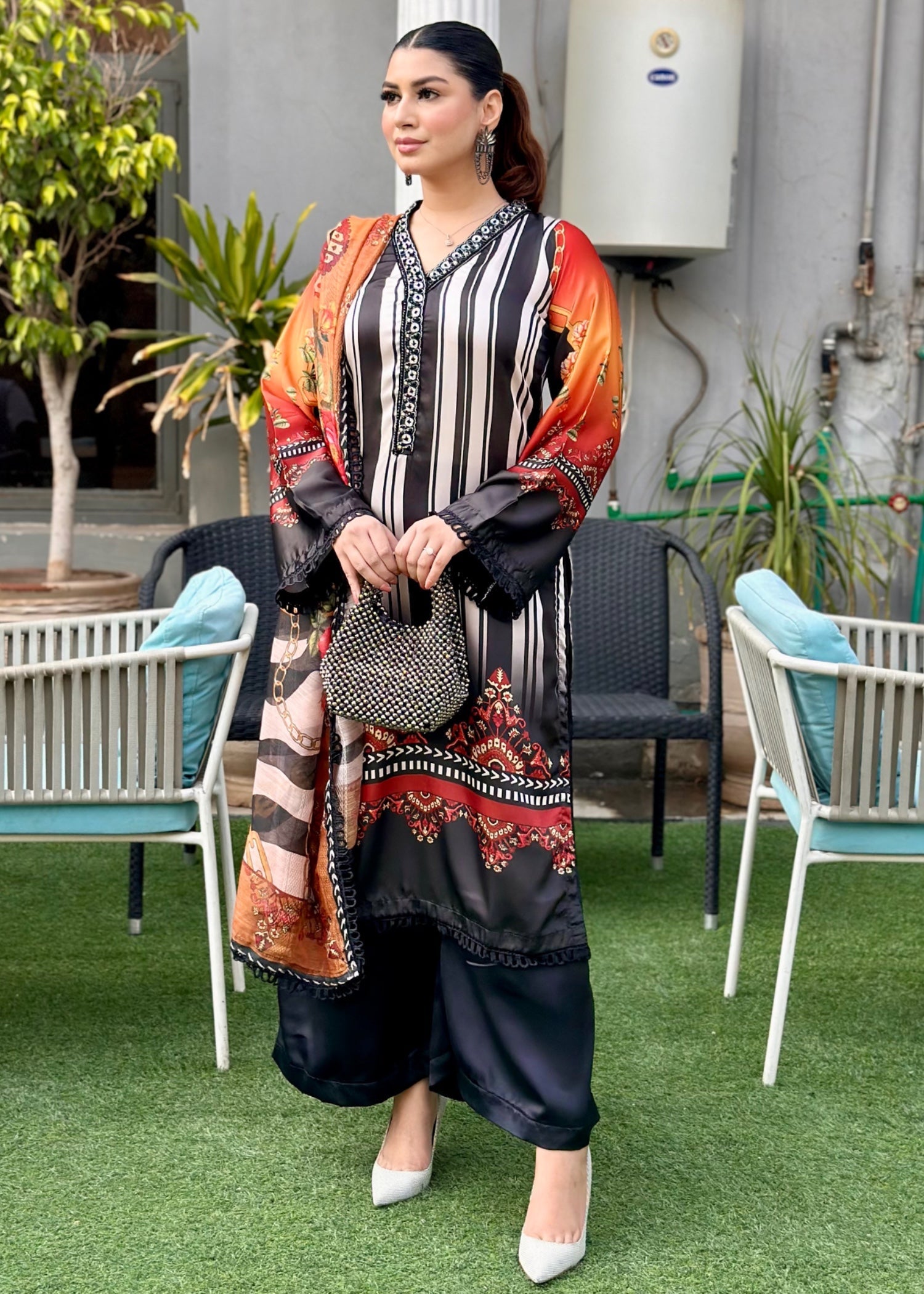 Ayesha B (lines) Women 3pcs