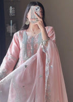 Four Season Boutique Dur E Fishan Lovely Women 3pcs