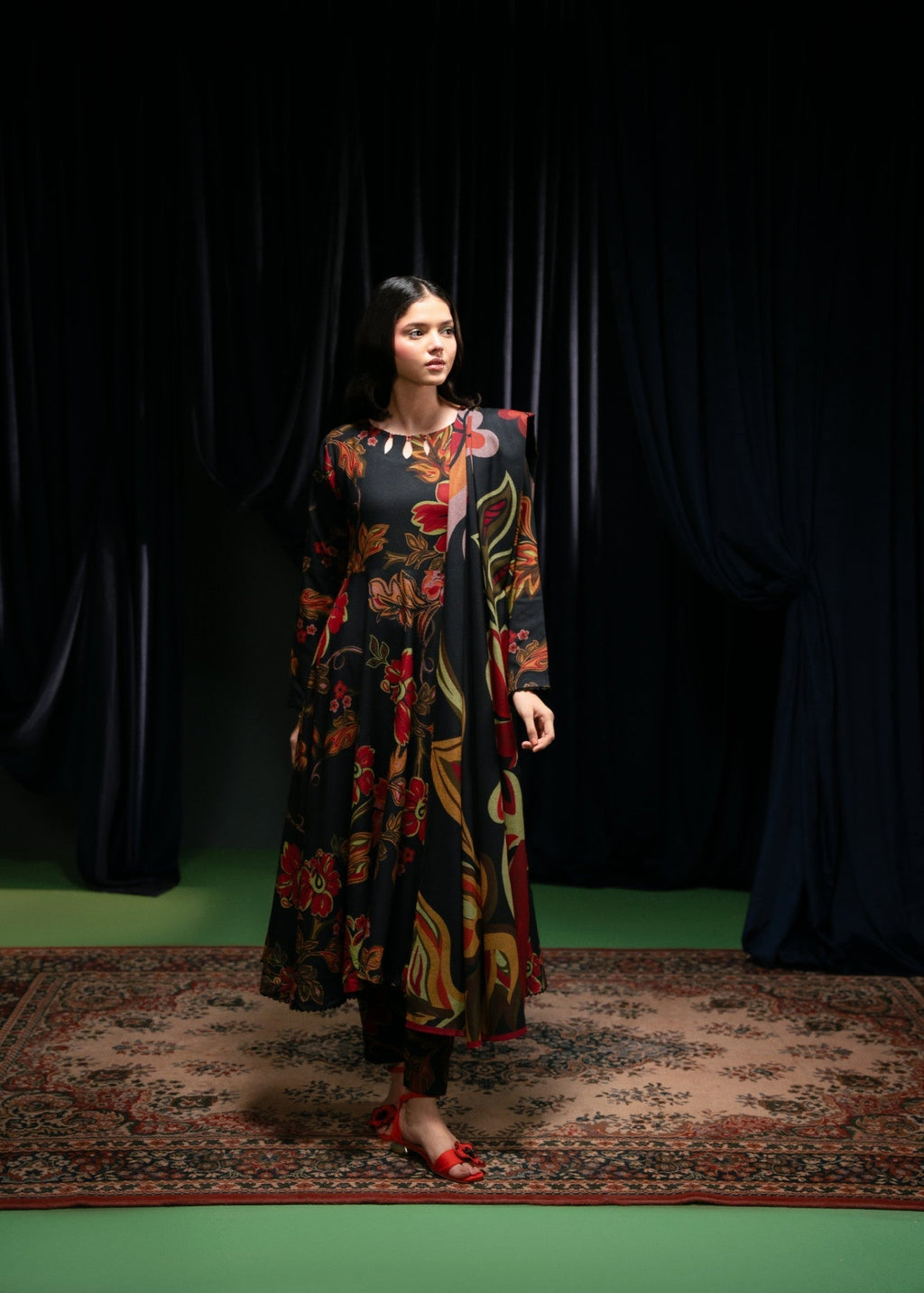 Feathers ANMOL Women 3pcs