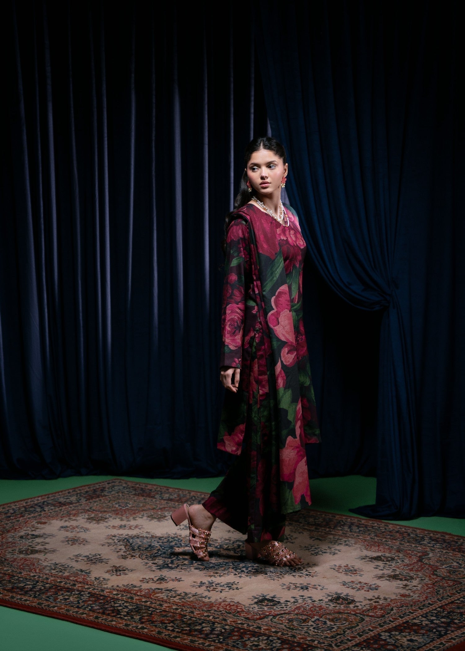 Feathers MEHERBANO Women 3pcs