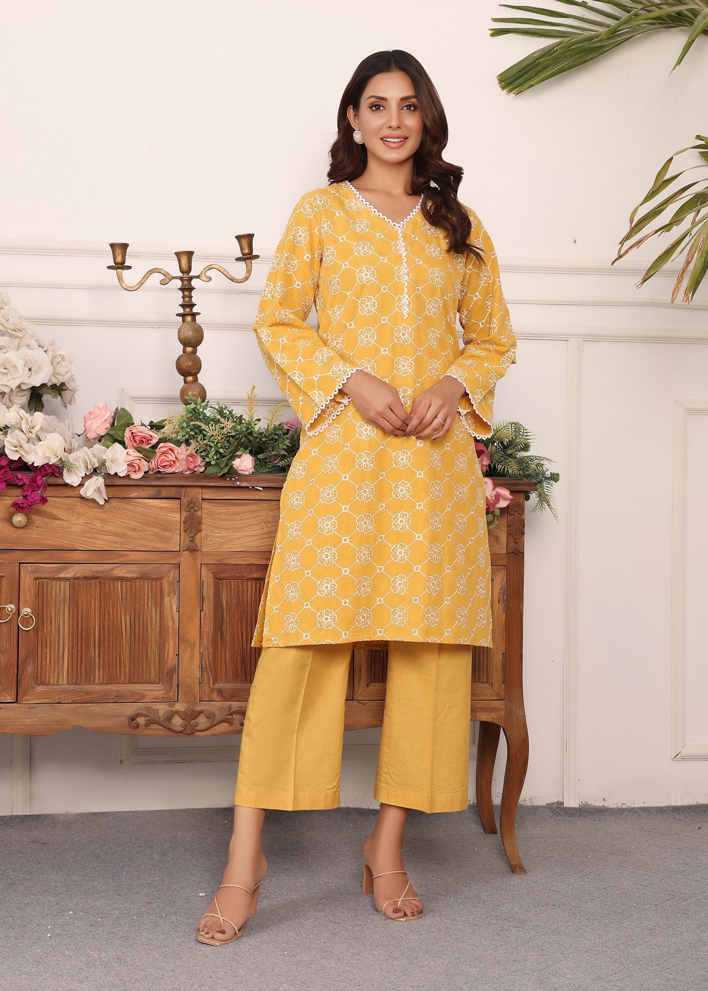 Rangeen Jasmine Embroidered Kurti Women 2pcs