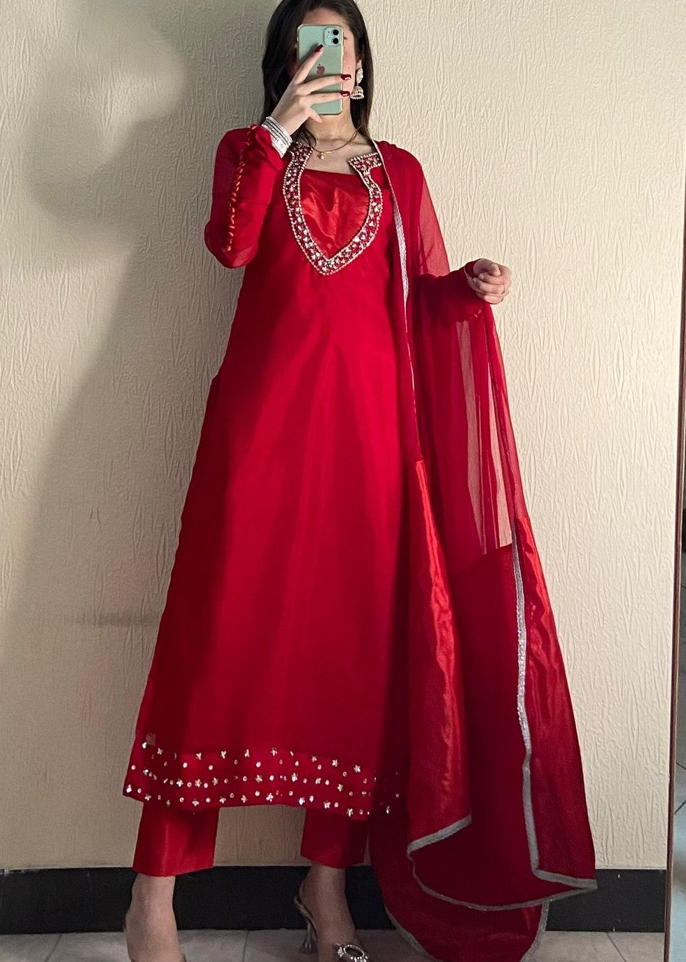 Anabiya Riwaaj Laal Ishq red Women 3pcs