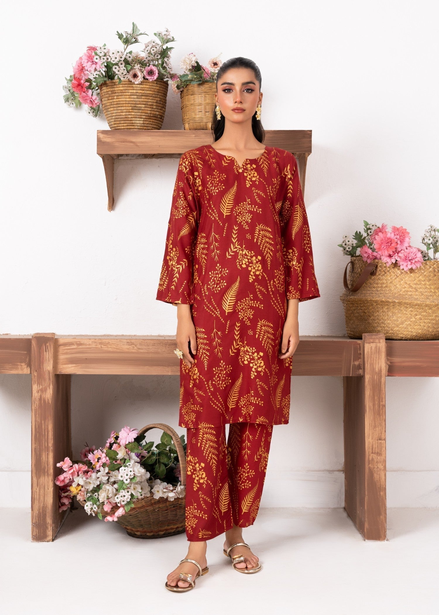 Chaudhary Arts Leave Maroon Women 2pcs