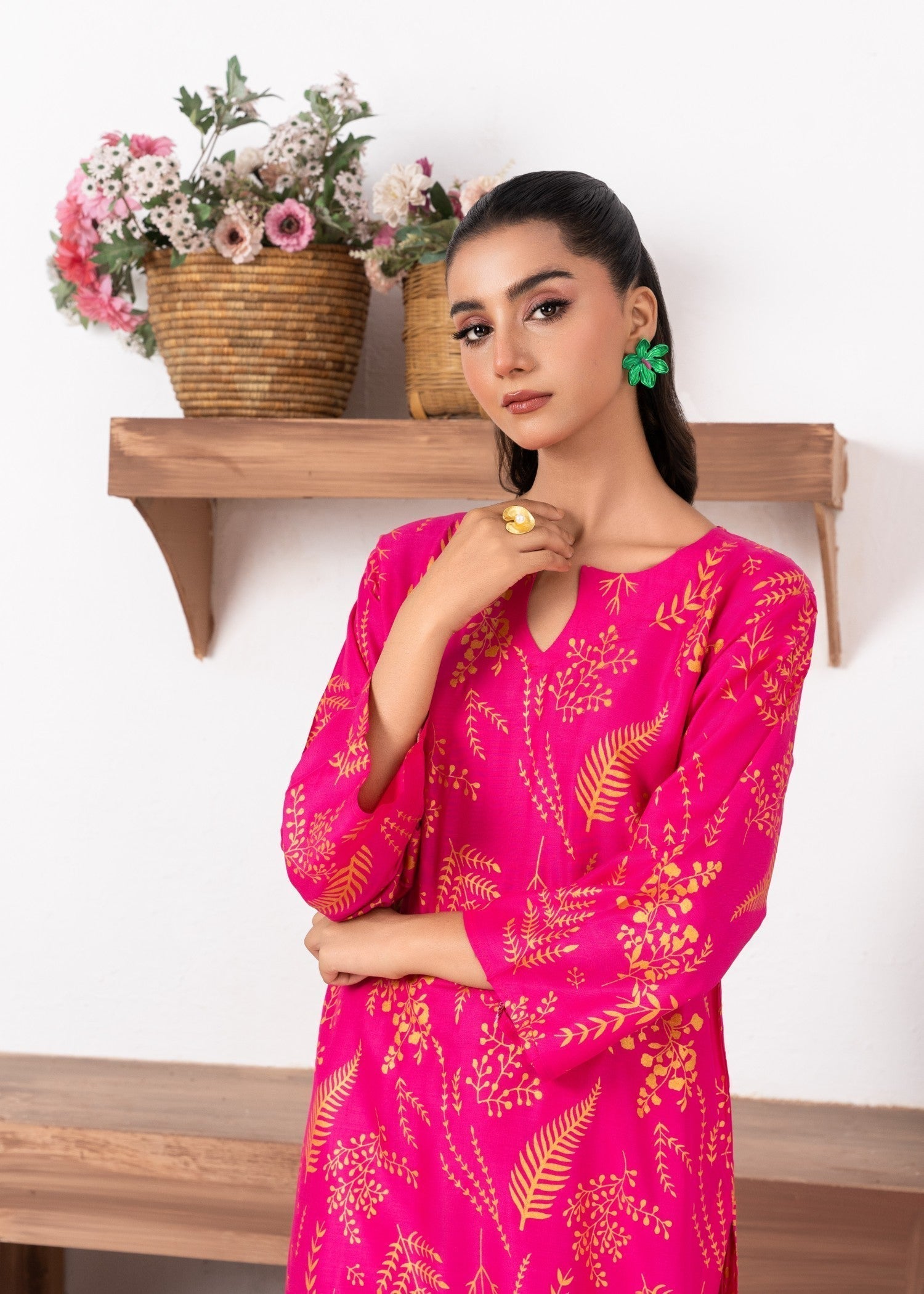 Chaudhary Arts leave (pink) Women 2pcs