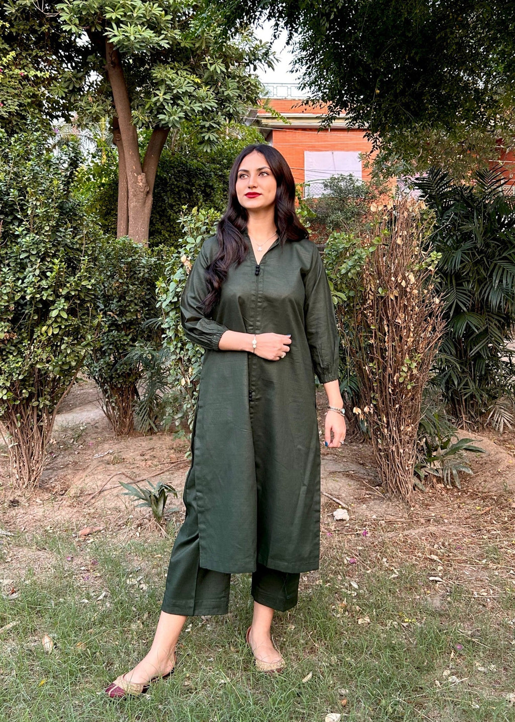 Damask Clothing Studio Sajni Solid Green Women 2pcs