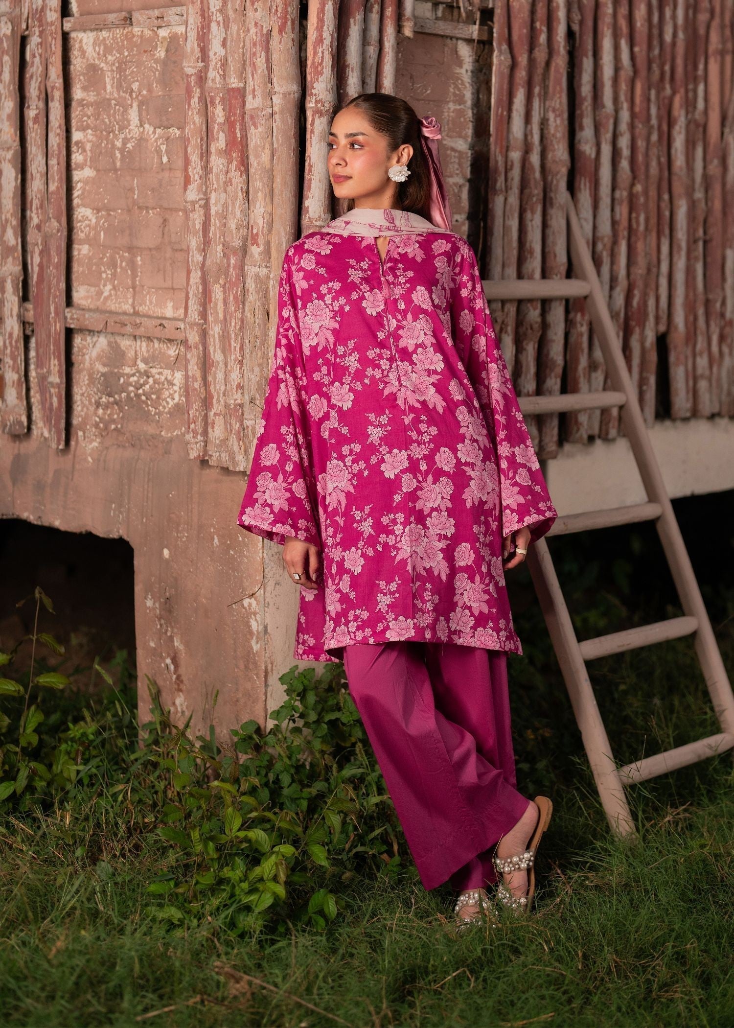 Garnet Clothing Paloma Women 2pcs