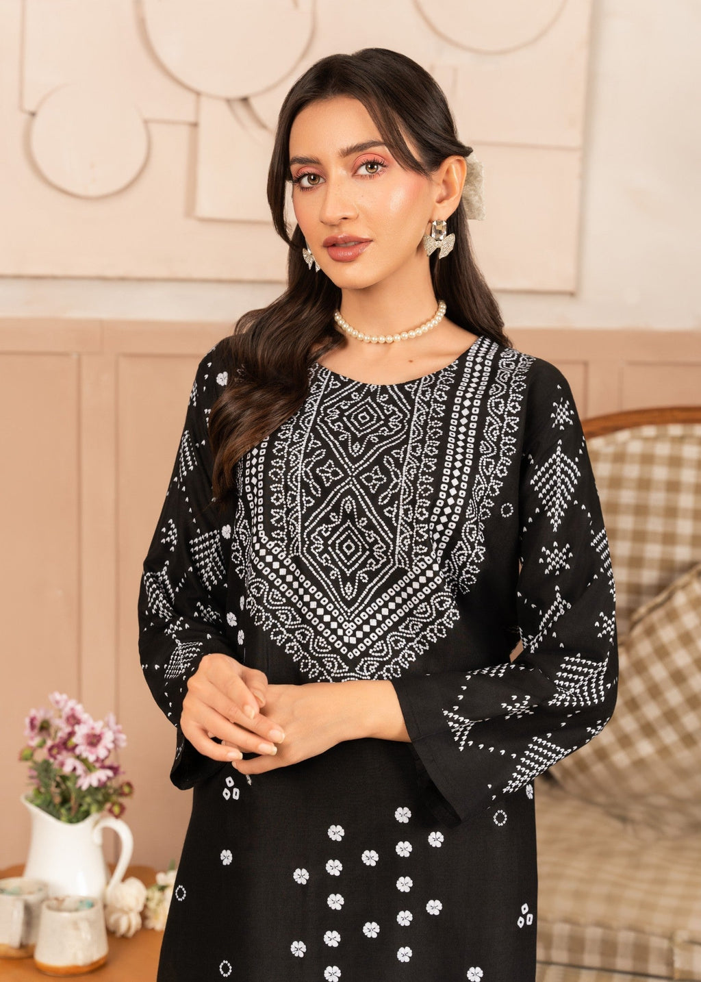 Chaudhary Arts N Chunri Printed black Women 2pcs