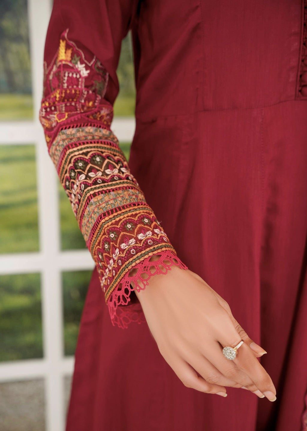 Thread & Weave By Zeplar Viscose Luxe Pret 109 Kurta Set Women 3pcs