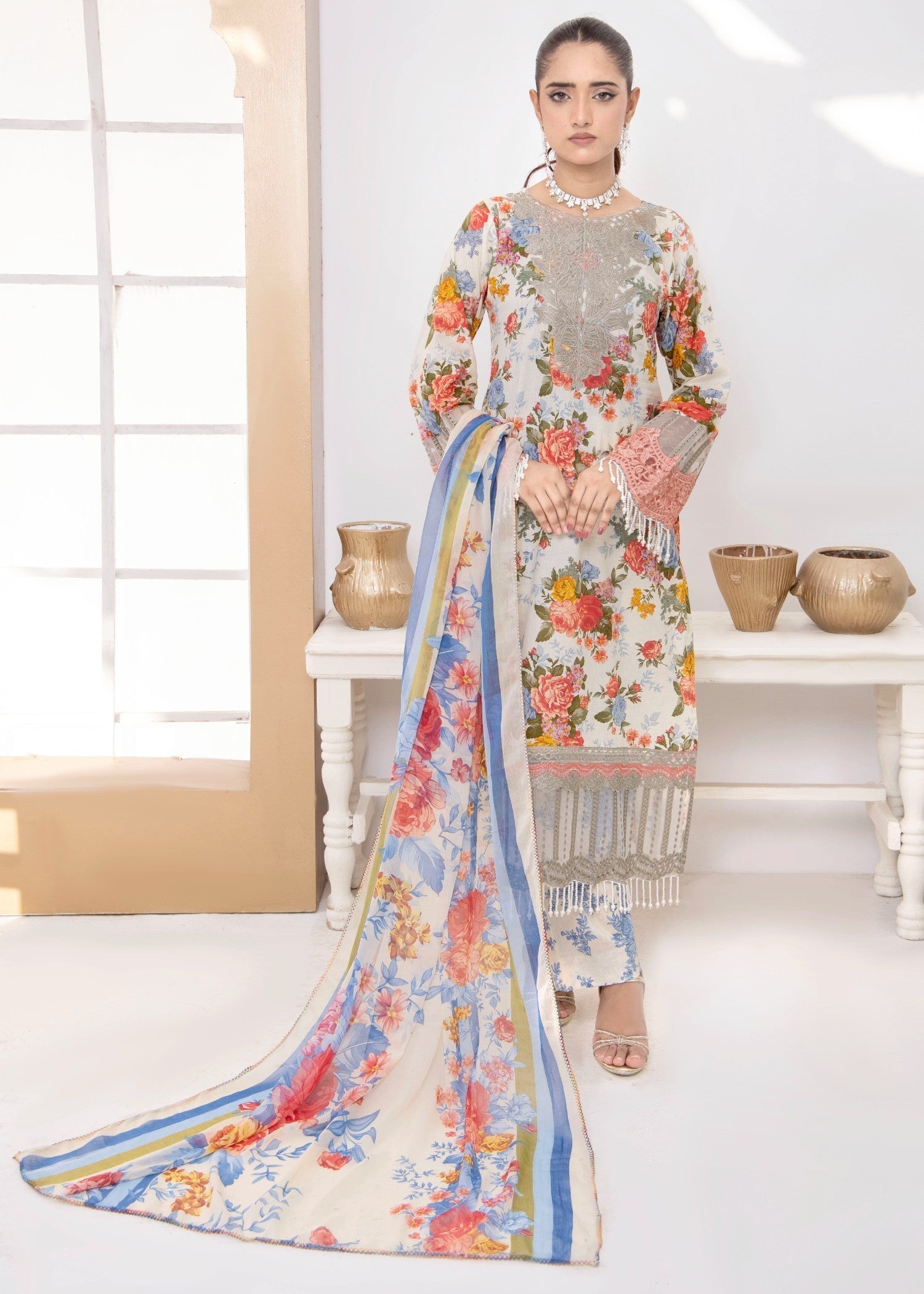 Polawn PD 24 605 A NAINA PRET LAWN COLLECTION Women 3pcs