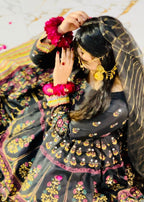 1 Virsapret R7 black new Women 3pcs