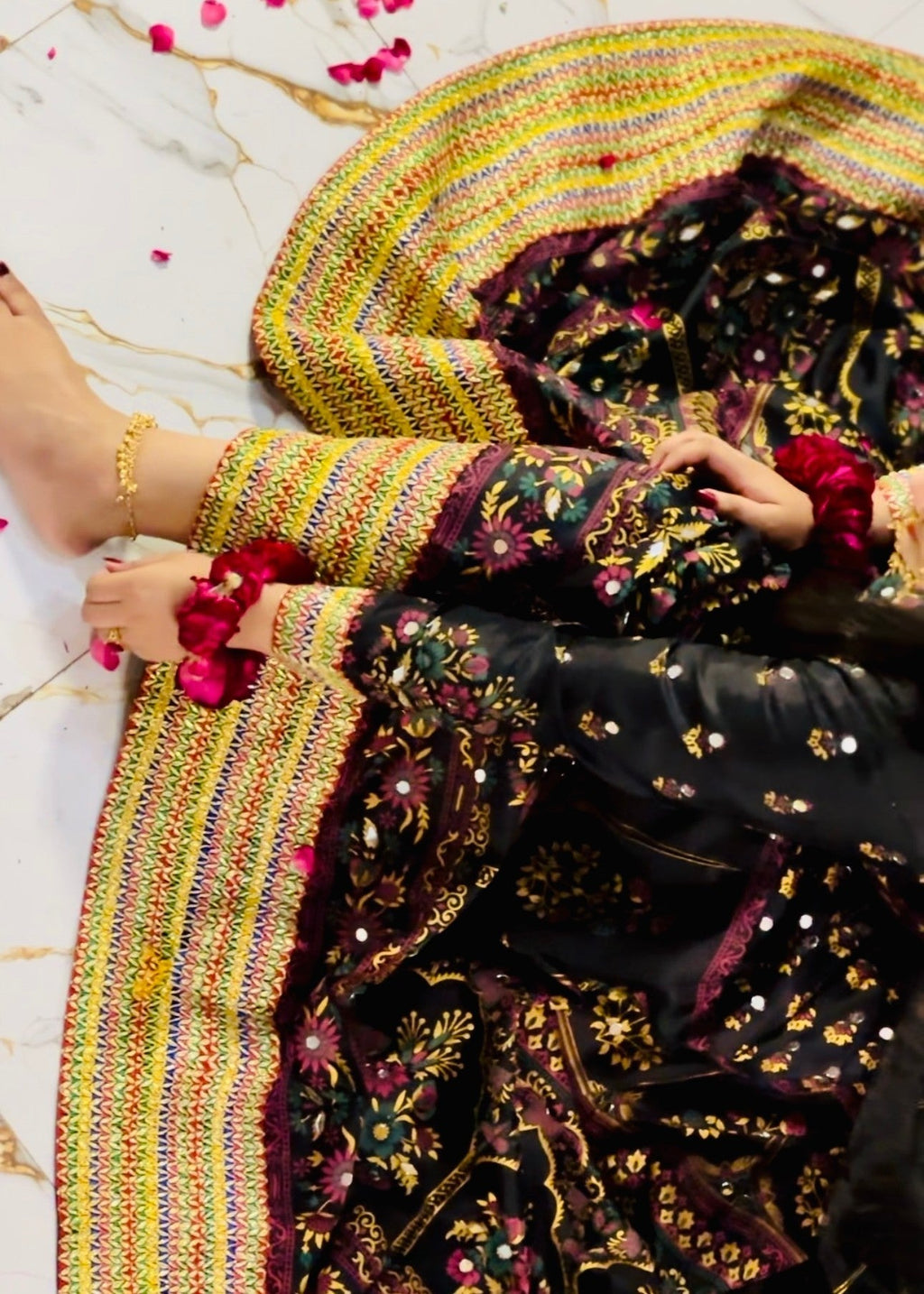 1 Virsapret R7 black new Women 3pcs