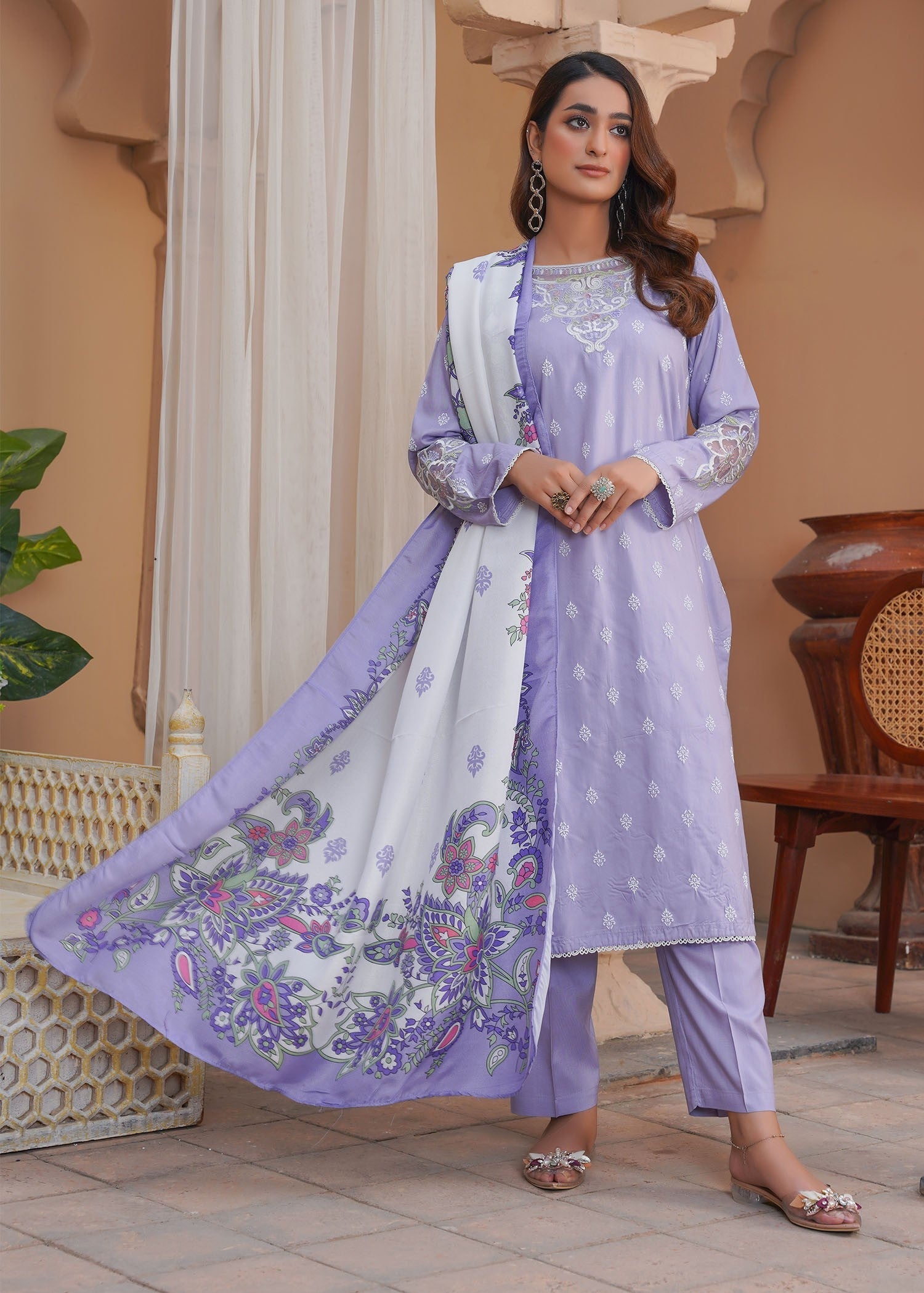 Madame Embroidered Linen Suit 7037 Women 3pcs