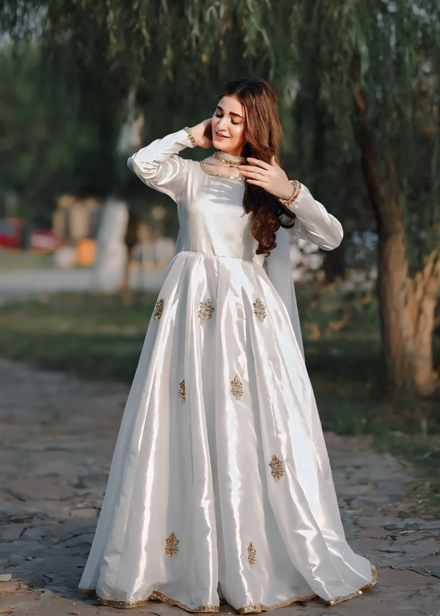 Anabiya dastoor sammy white Women 2pcs
