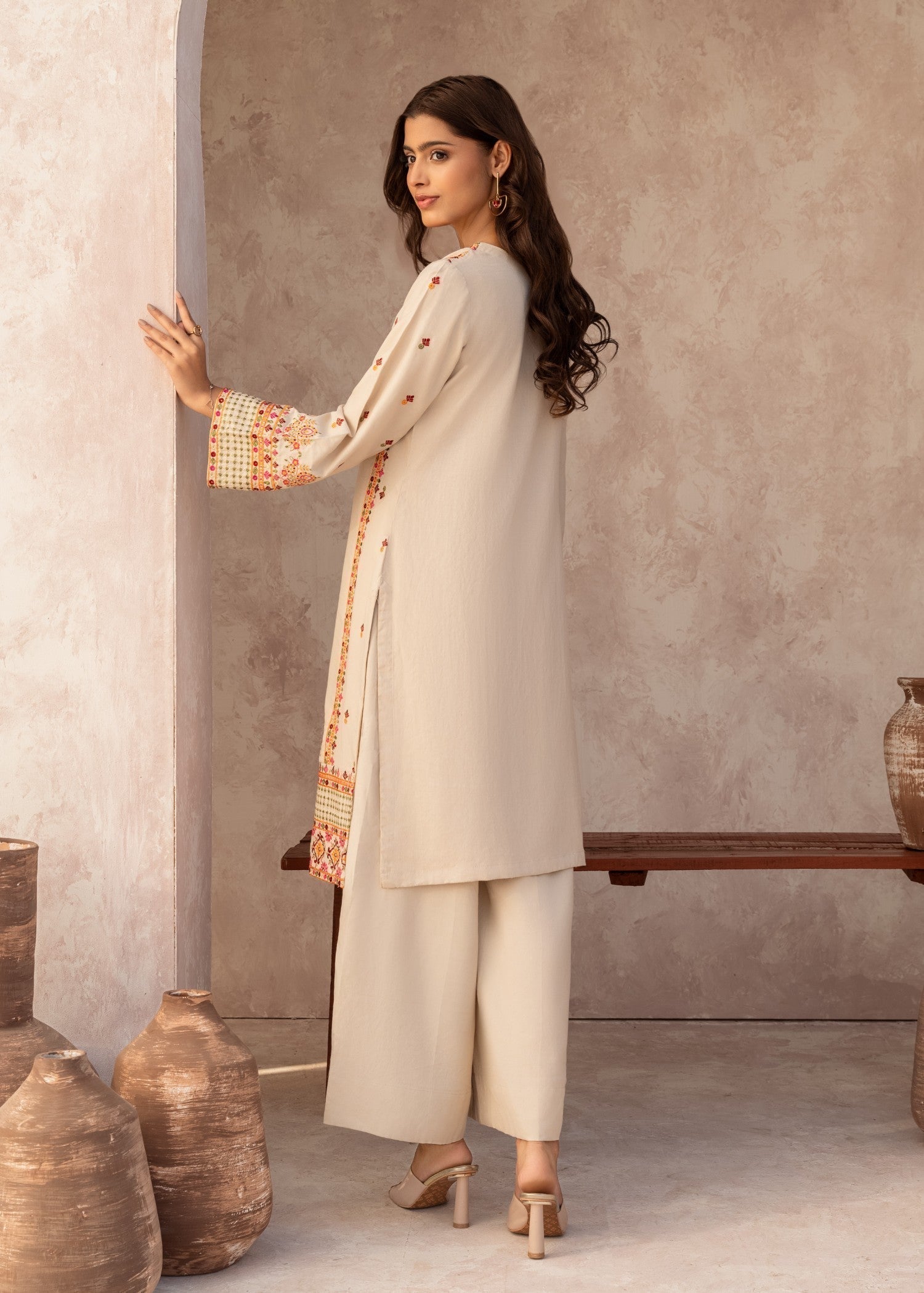 Sahibas By Mirza Dilruba Off White Women 2pcs