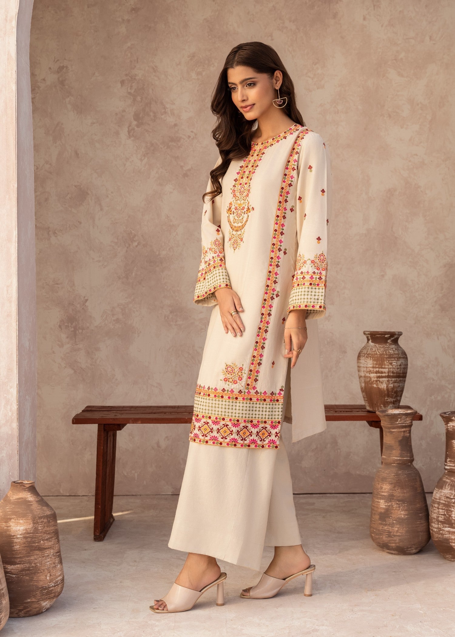 Sahibas By Mirza Dilruba Off White Women 2pcs