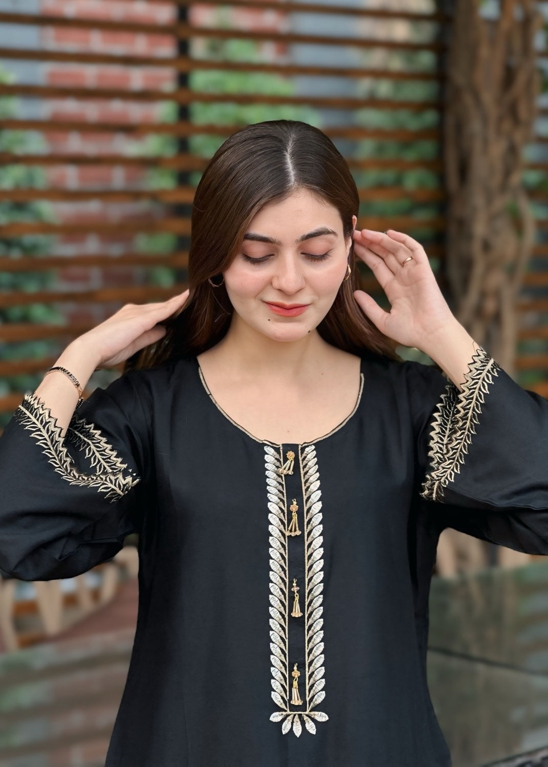 Chaudhary Arts Aneela Embroidered Women 2pcs
