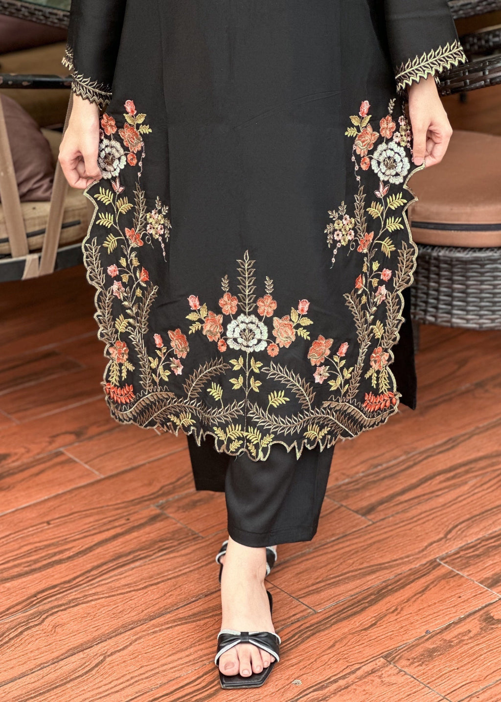 Chaudhary Arts Aneela Embroidered Women 2pcs