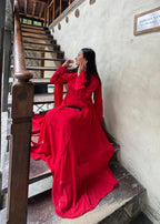 Nazmina Scarlet Women 2pcs