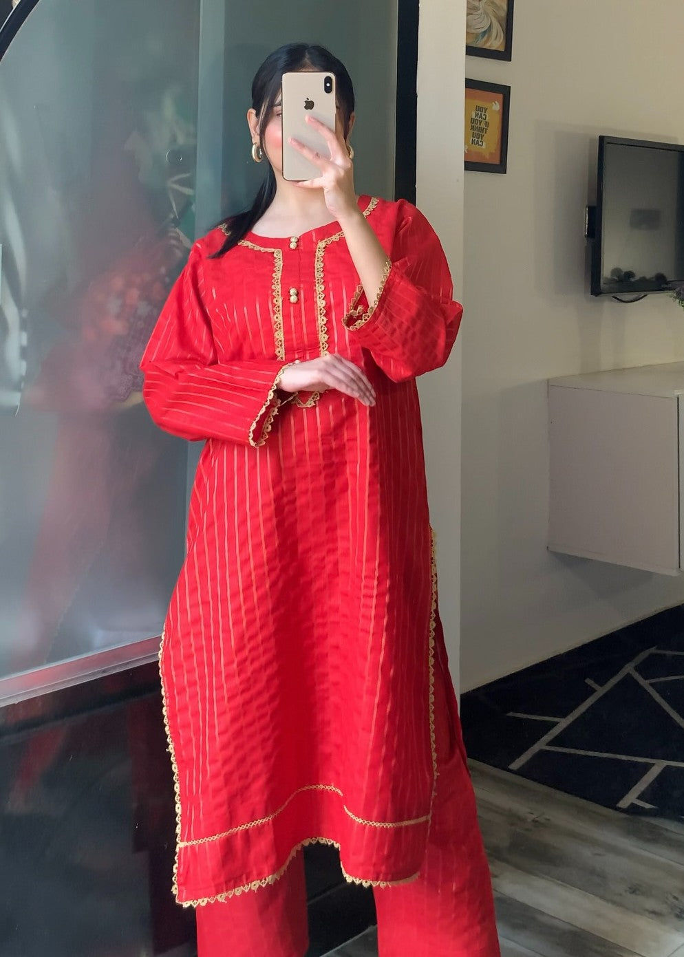 Tawakal Closet Rang Rasiya Khaddar Red Women 2pcs