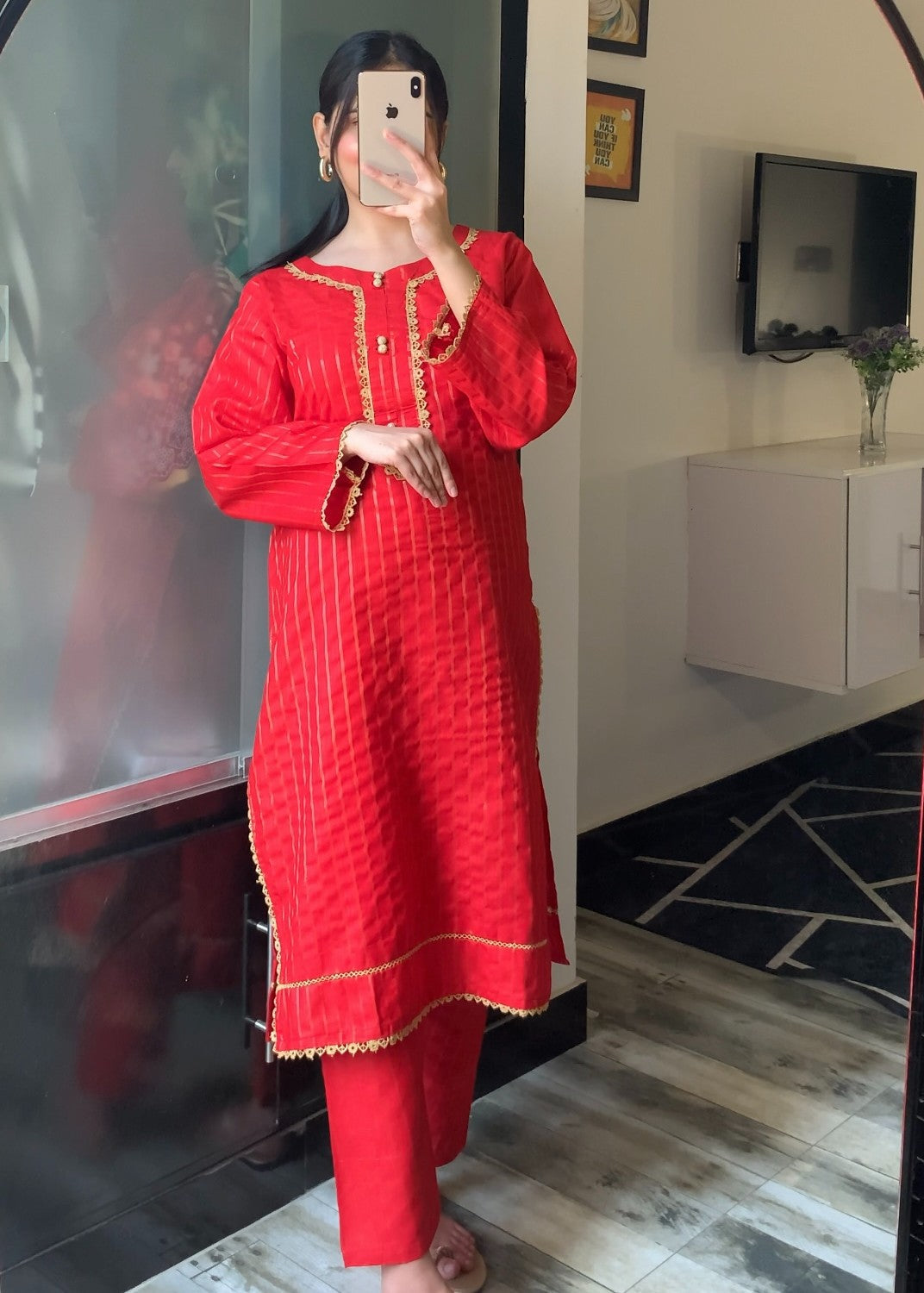 Tawakal Closet Rang Rasiya Khaddar Red Women 2pcs
