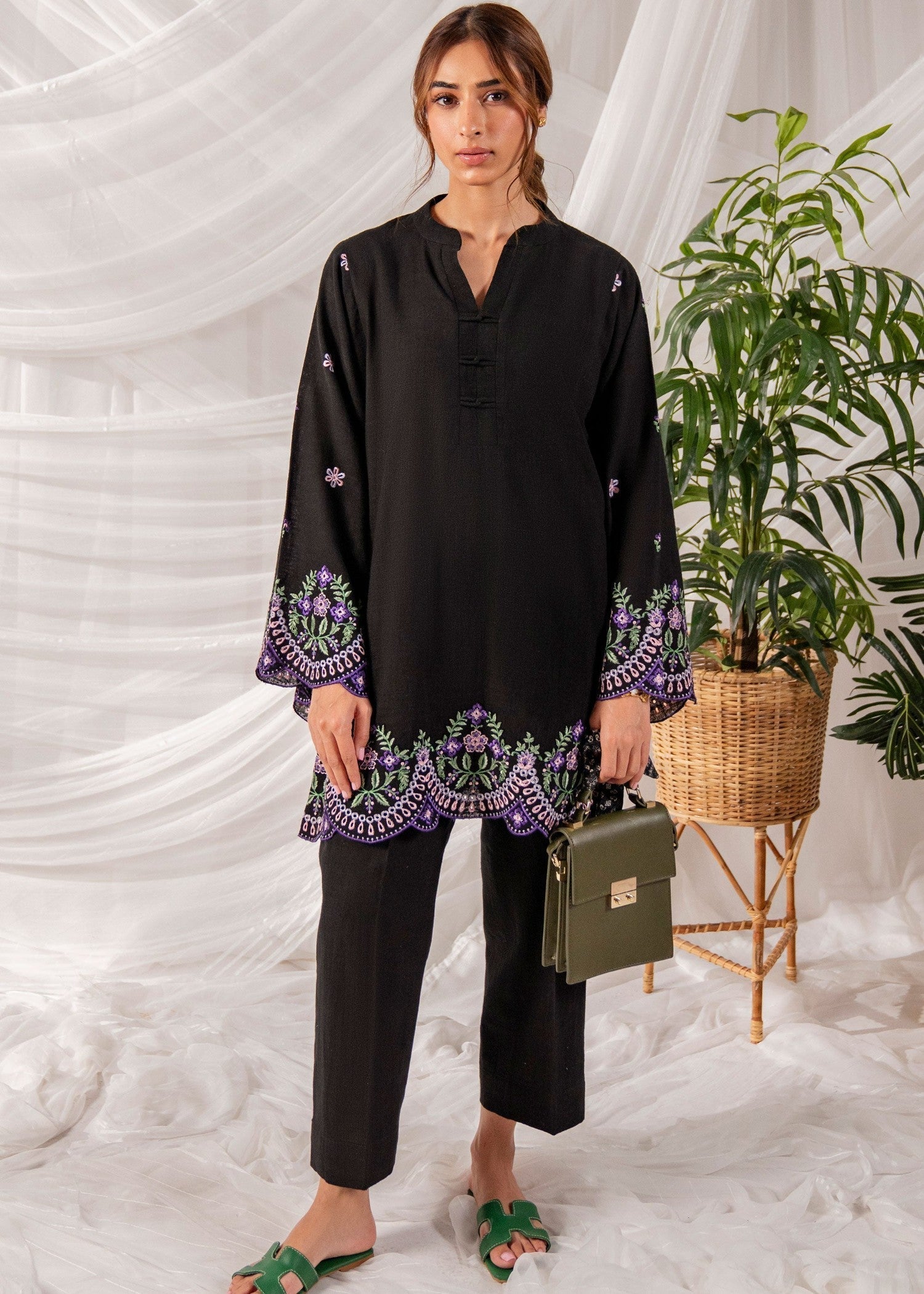 Kiara Aria Embroidered Women 2pcs