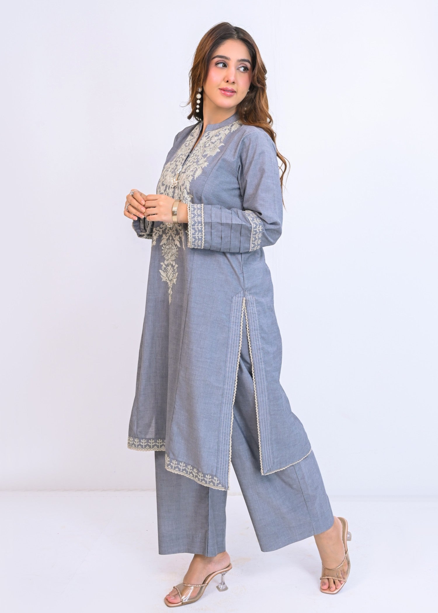 AYLA STUDIO Solid Embroidered Co ord set EAE210102 Fitoor Women 2pcs