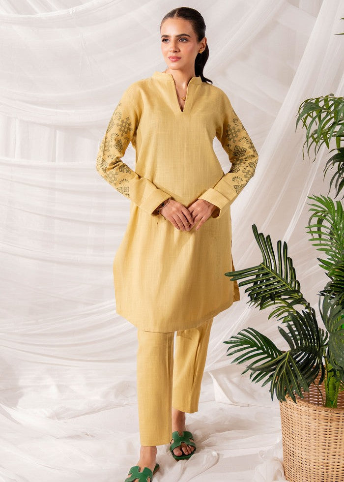 Kiara Vedat Embroidered Women 2pcs