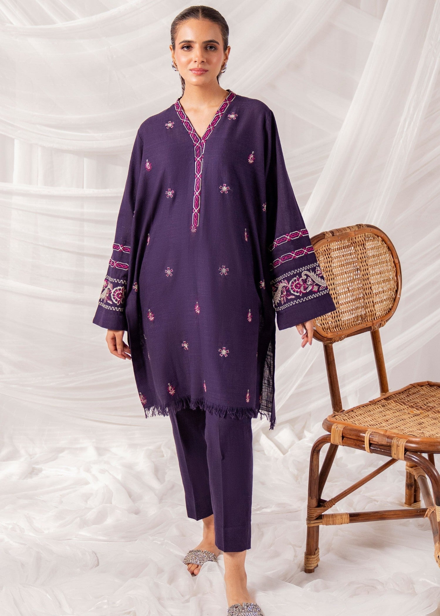 Kiara Selen Embroidered Women 2pcs
