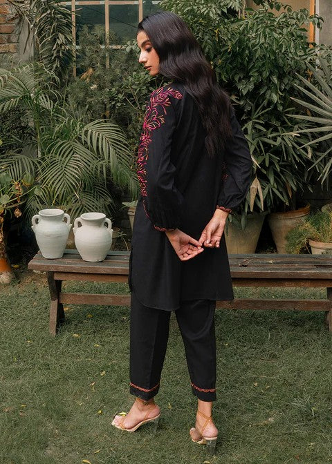 Kross Kulture Khaddar Solid Suit KGL 01256 Women 2pcs