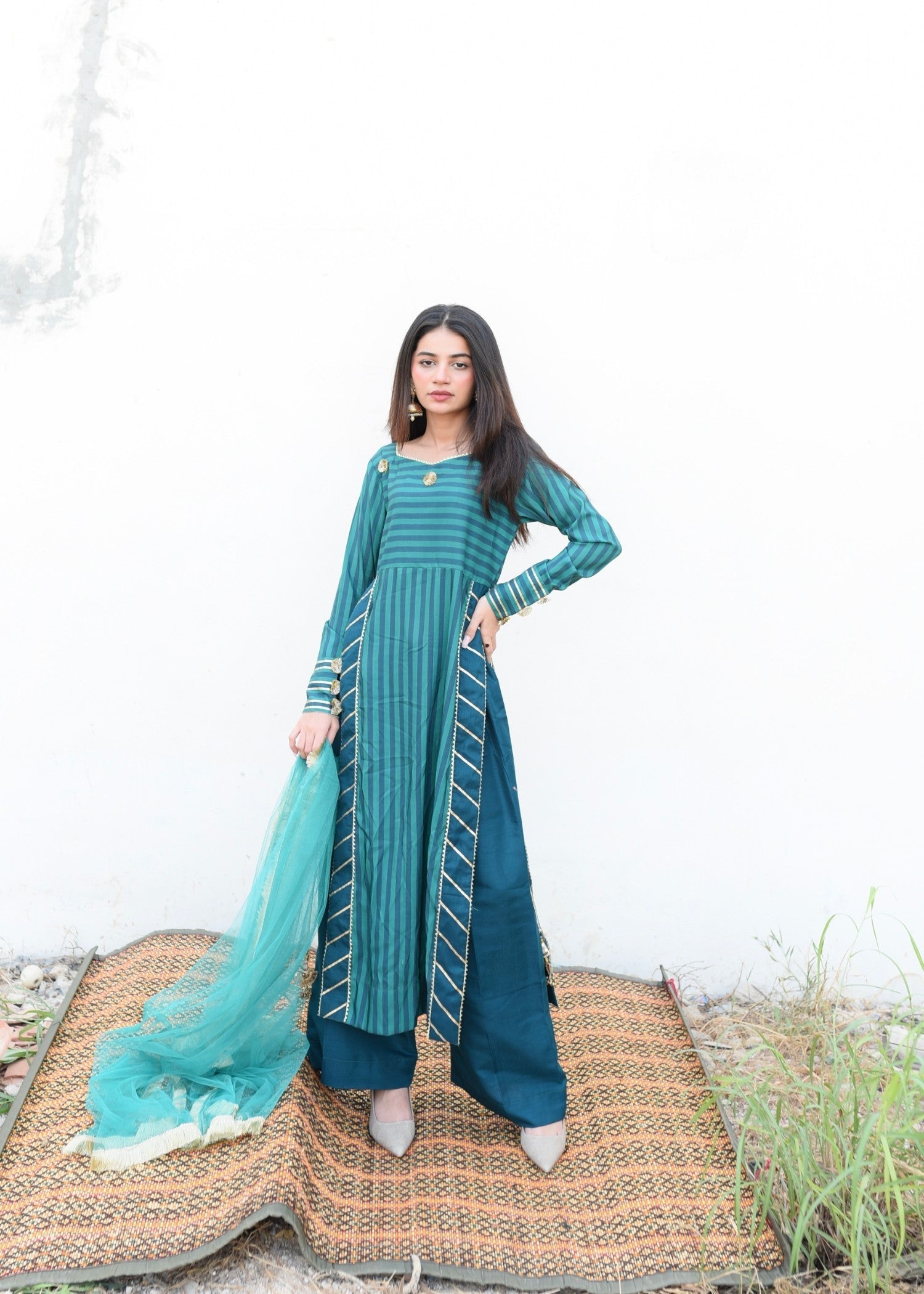 Ripret Green Stripe Gota Suit Women 3pcs