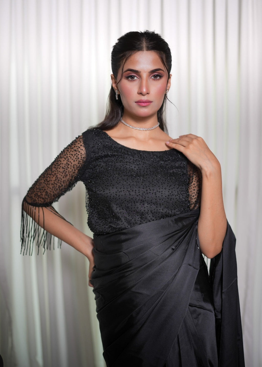 Ripret Black cutdana saree Women 2pcs