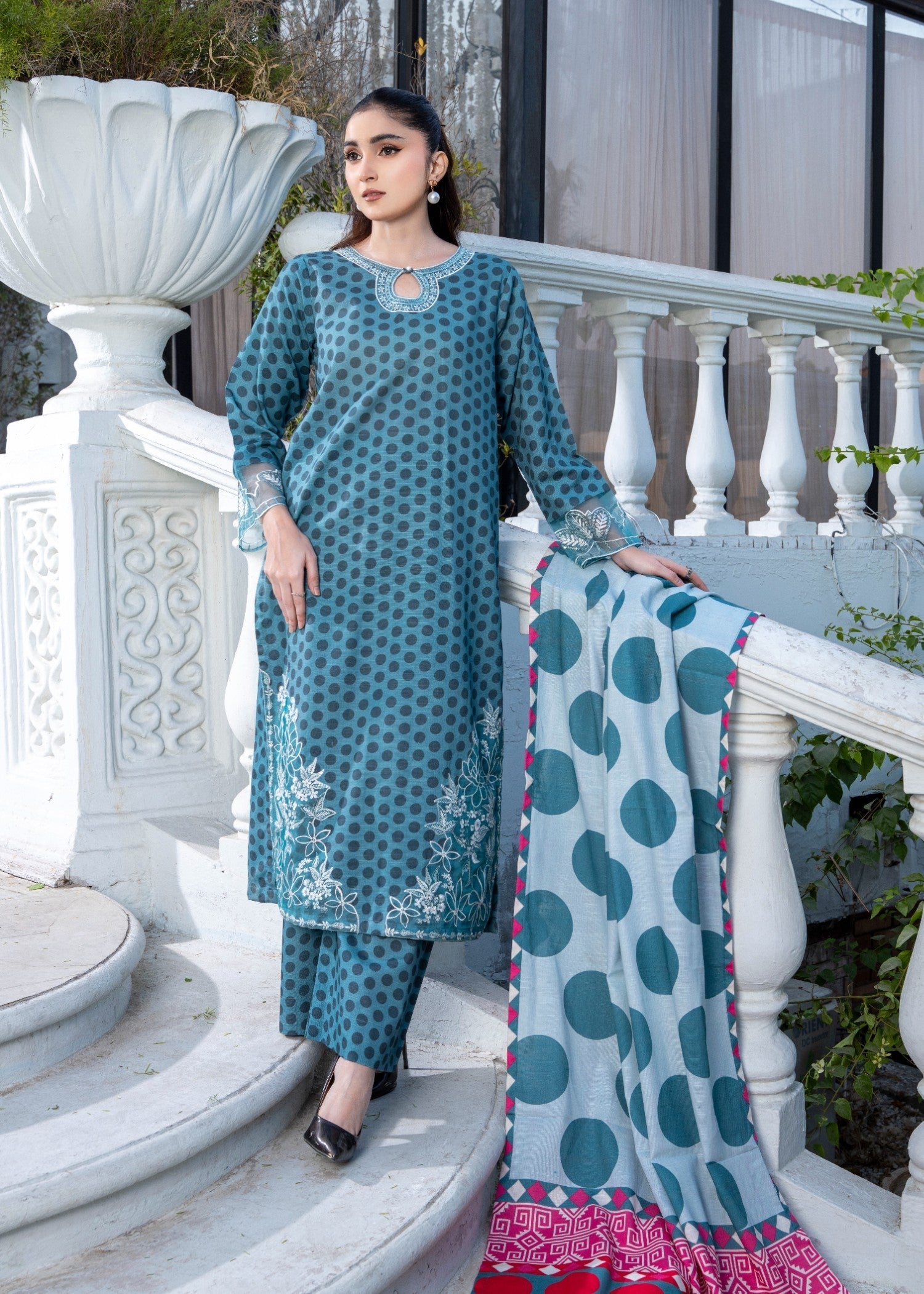 Eileen D5 WP24 Women 3pcs