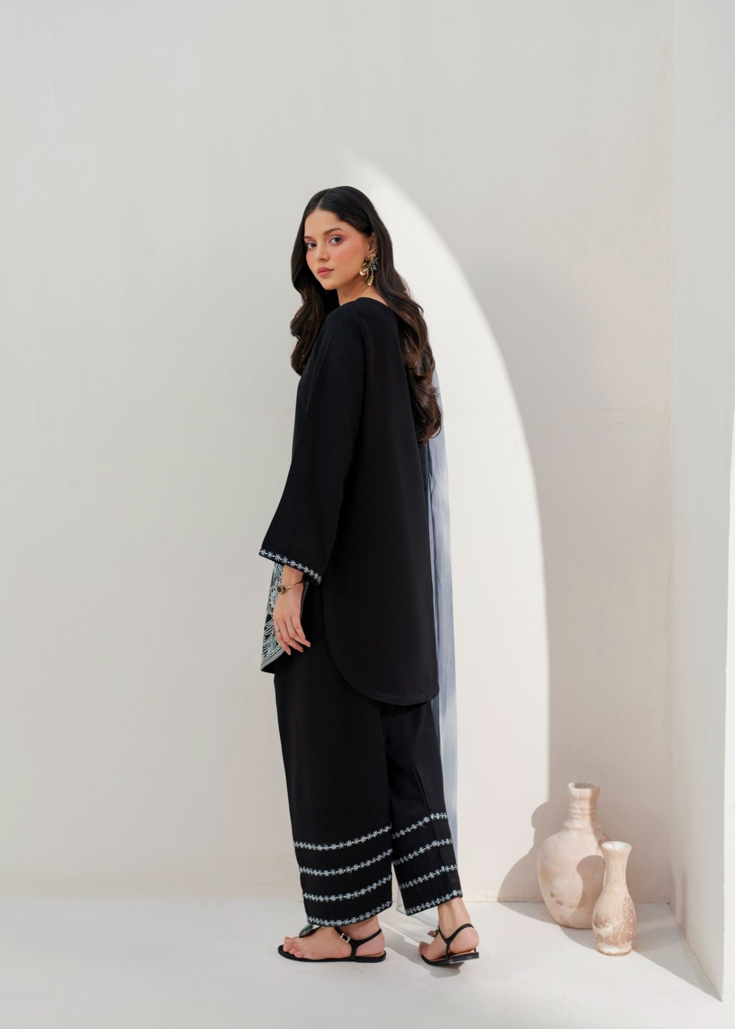 Garnet Clothing Zamal Women 2pcs