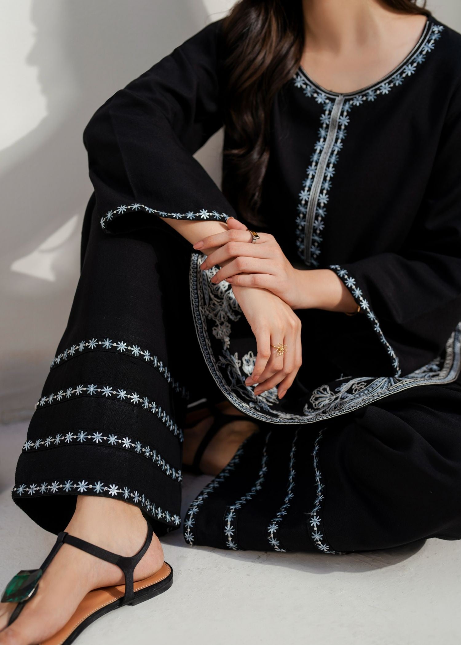 Garnet Clothing Zamal Women 2pcs