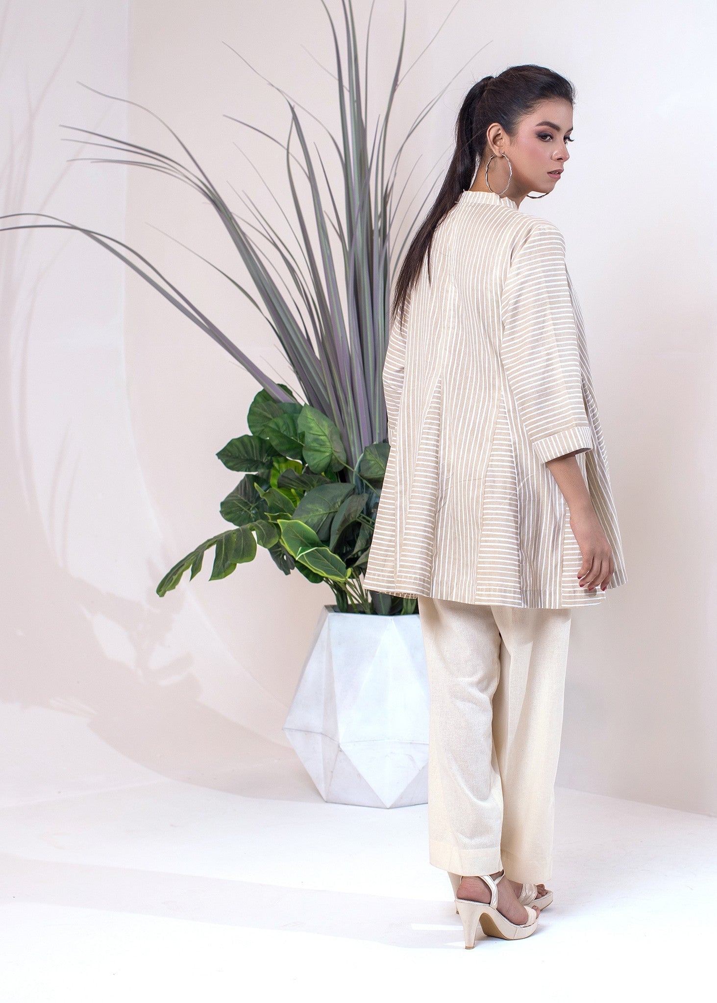 Urban Cut | Elegant Beige Striped Dress with Tassel Details for a Chic Look Women 1pcs