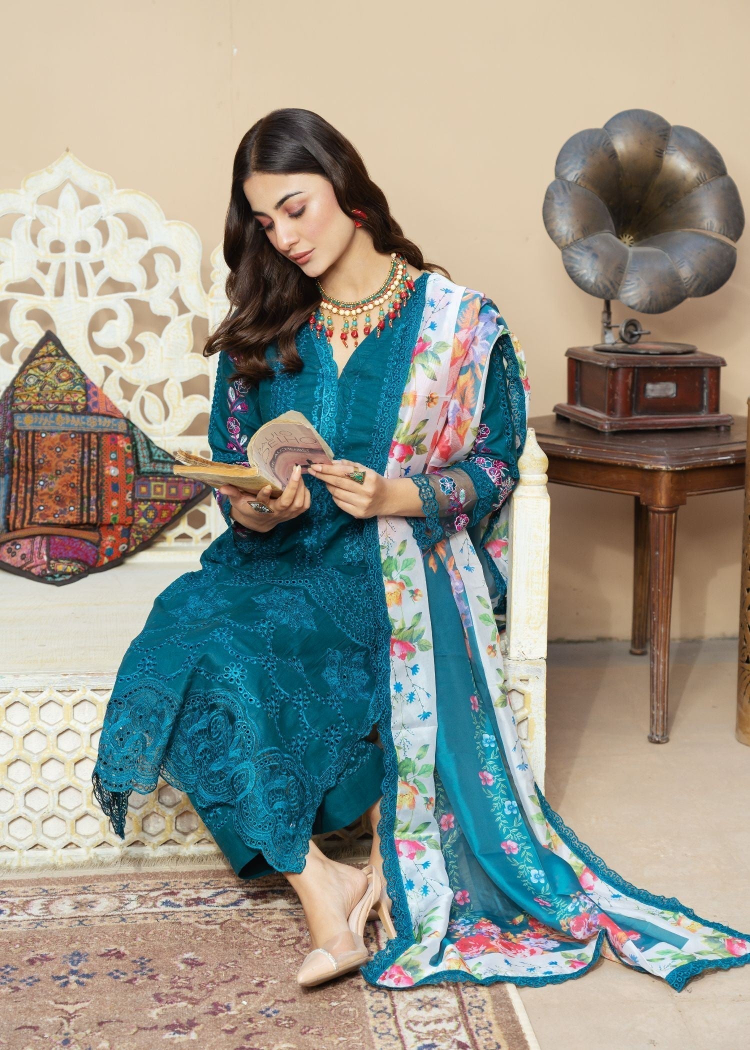 Al-Harir Apparel Rohma Peacock Women 3pcs