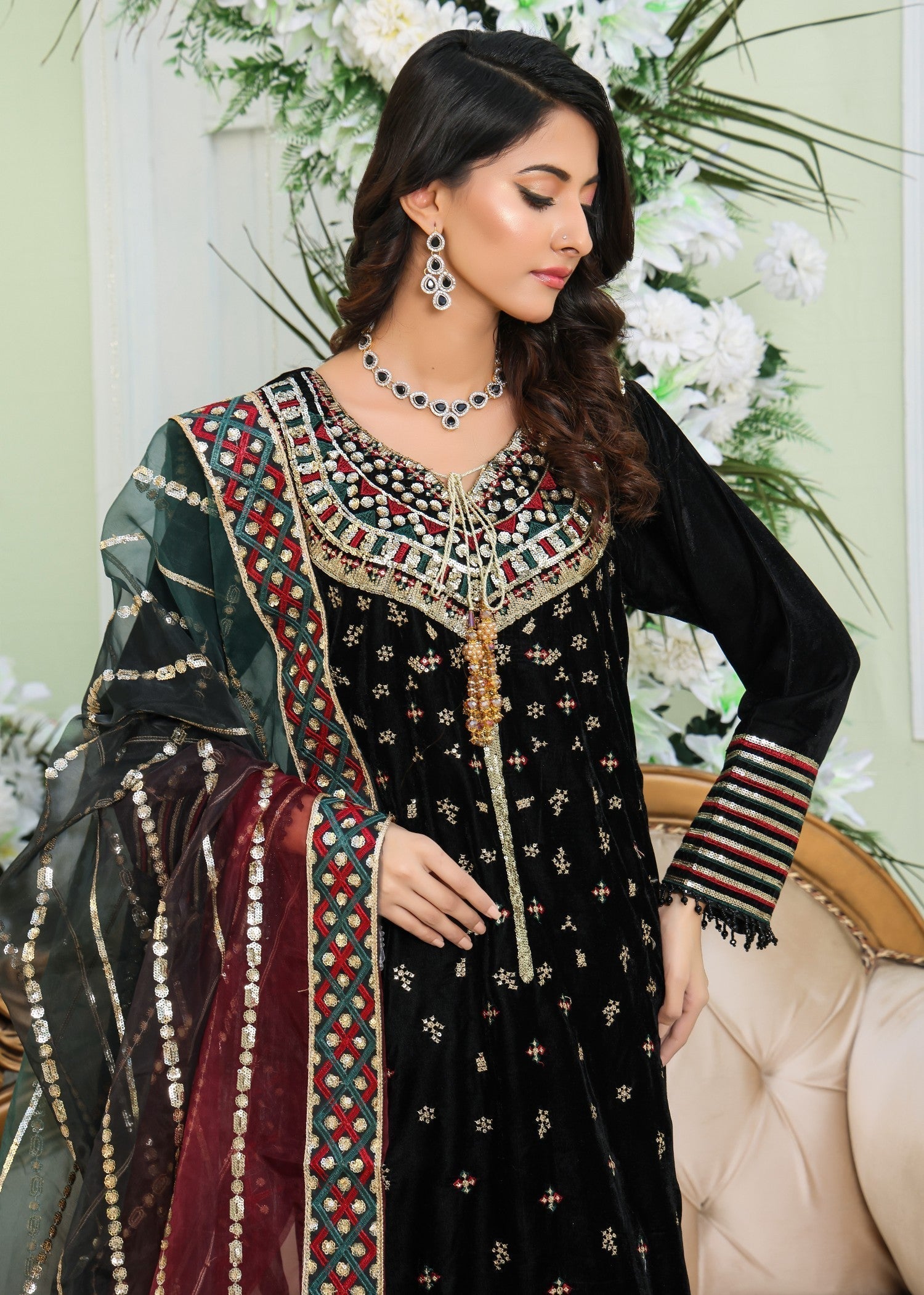 Polawn PD 24 1104 VELLURE FORMAL PRET VELVET COLLECTION Women 3pcs