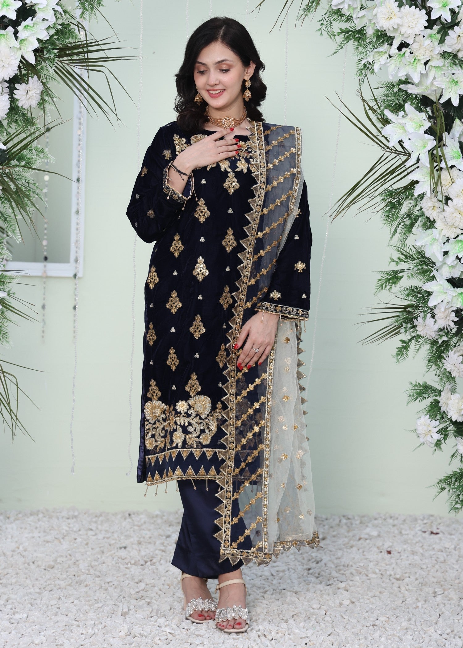 Polawn PD 24 1105 VELLURE FORMAL PRET VELVET COLLECTION Women 3pcs