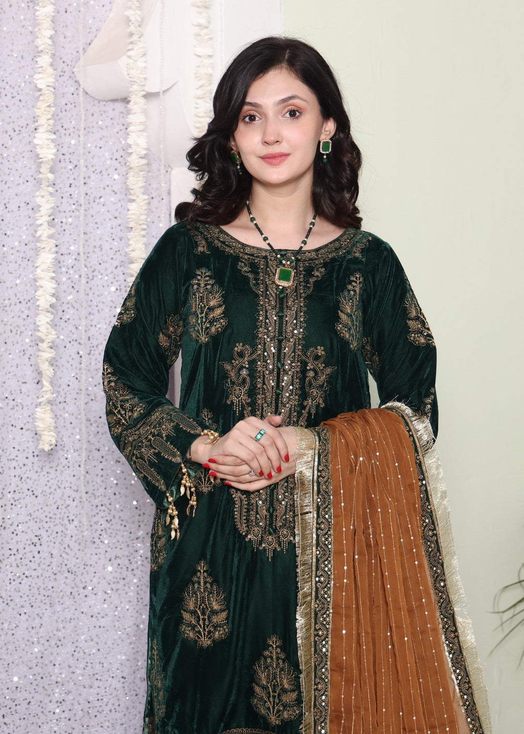 Polawn PD 24 1106 VELLURE FORMAL PRET VELVET COLLECTION Women 3pcs