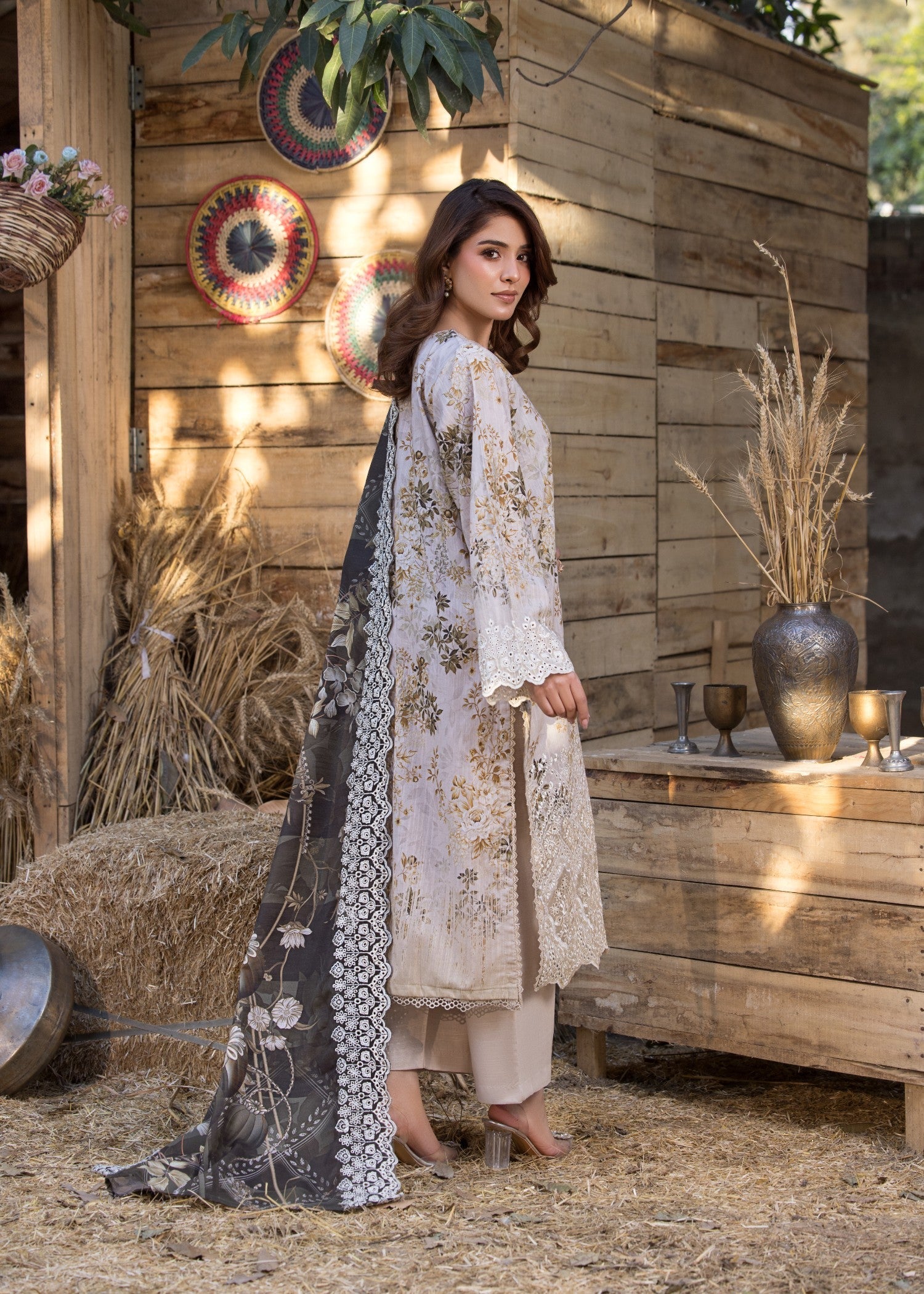 Bin Tayyab Khaddar (BT 118) Stitch Women 3pcs